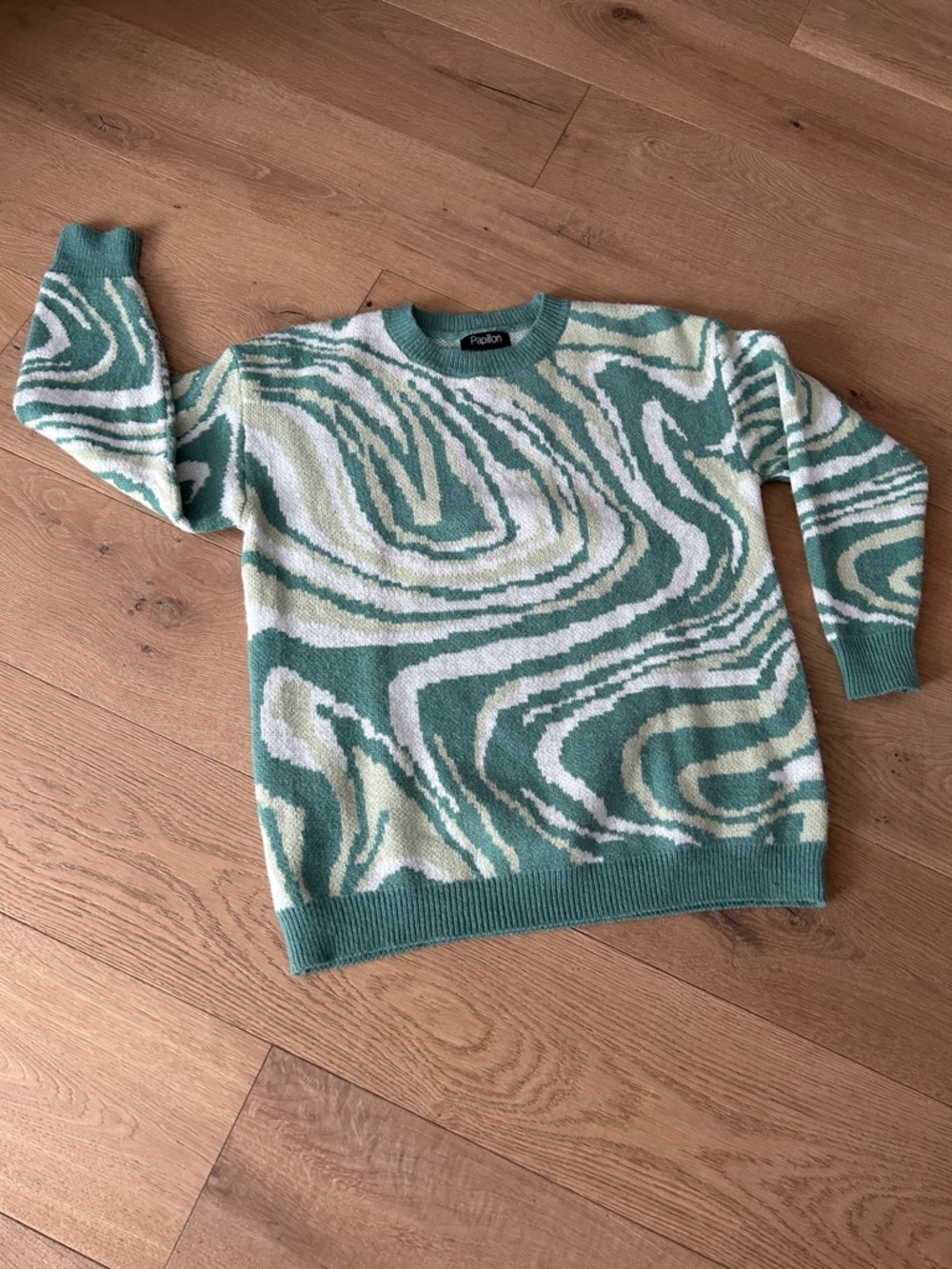 Papillon Blanc Teal and Cream Swirl Crewneck Sweater